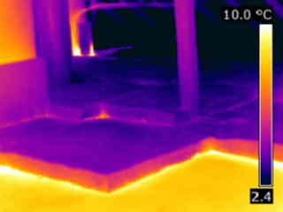 Thermografie einer obersten Geschossdecke bei der Wrmedmmung