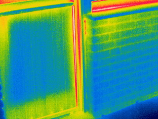 Thermografie einer ungedmmt Heizkrpernische